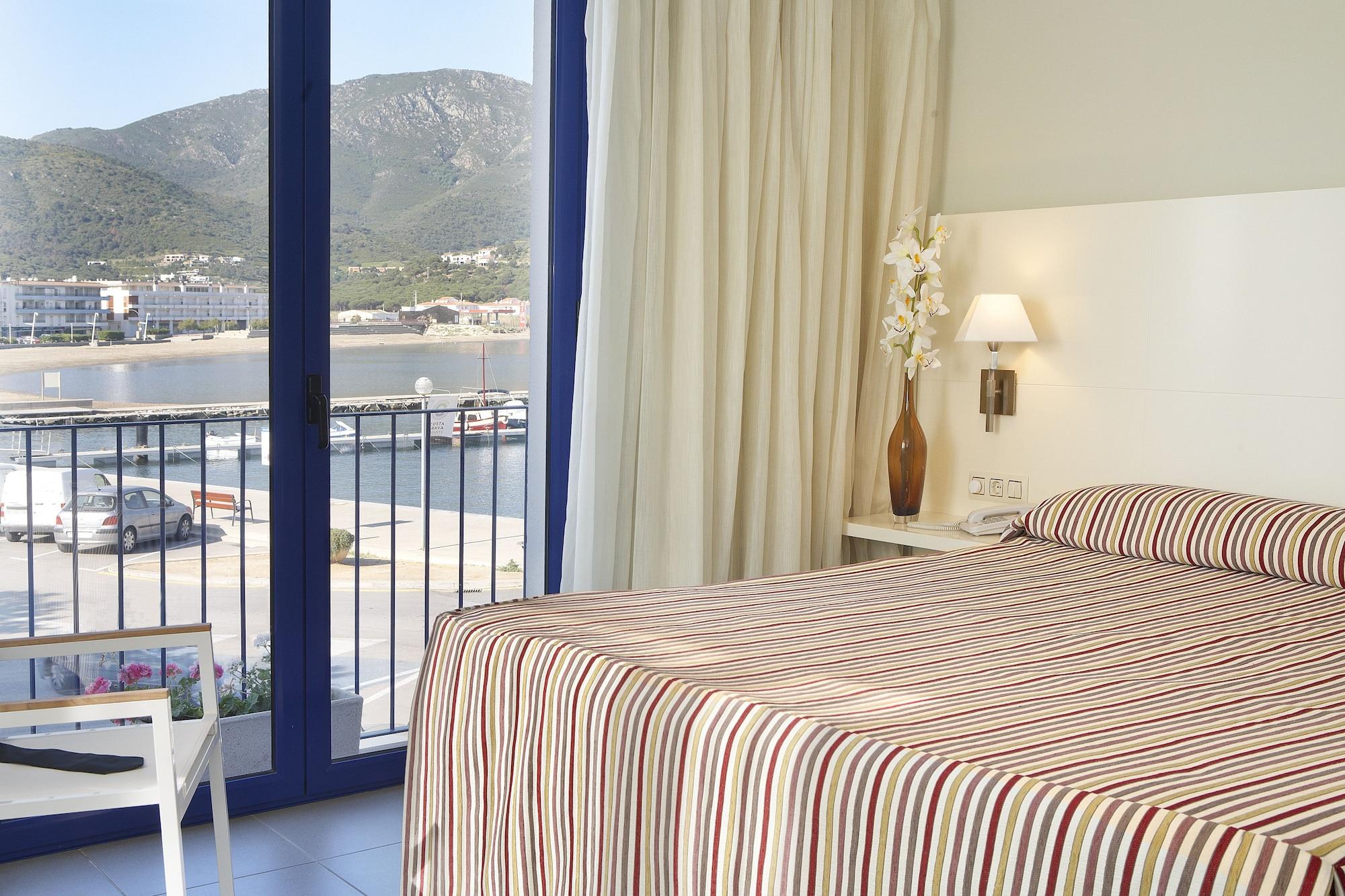 Cap De Creus Hotel 3*